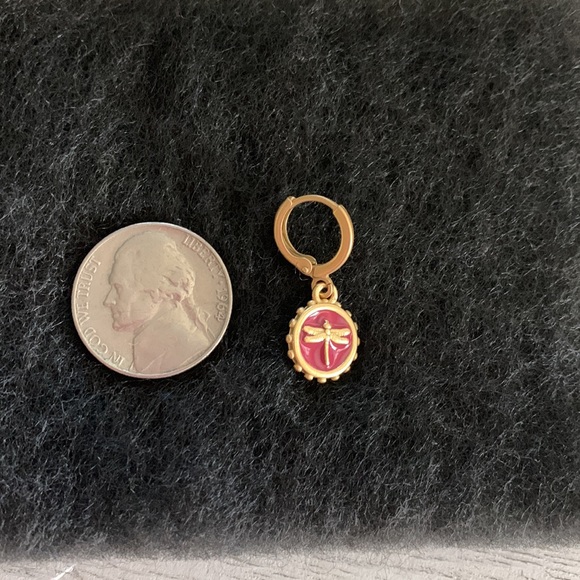 NWT. Vince Camuto Earrings & Bracelet Dragonfly Set - Picture 3 of 10